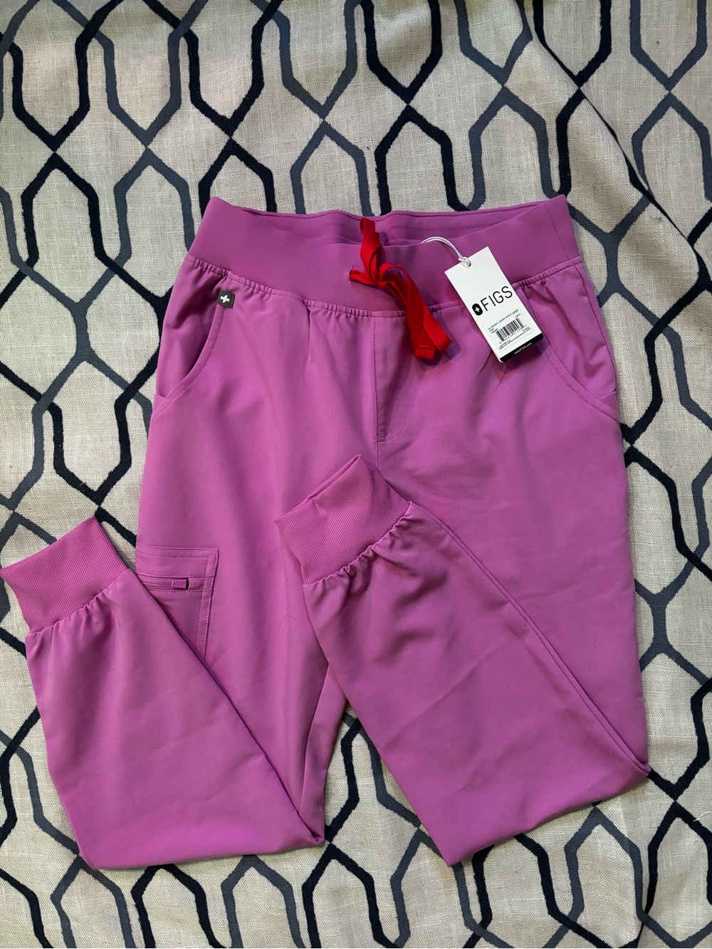 Figs Women’s Zamora Jogger Scrub Pants in Pink Cloud Size XXS/P NWT!!!